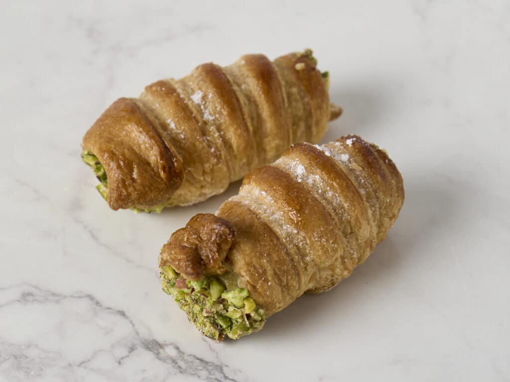 Cannoncini Pistachio