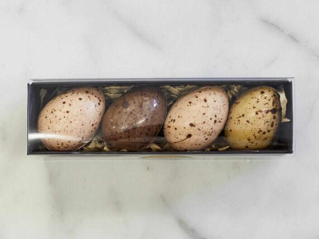 SPECKLED CHOCOLATE EGG GIFT BOX